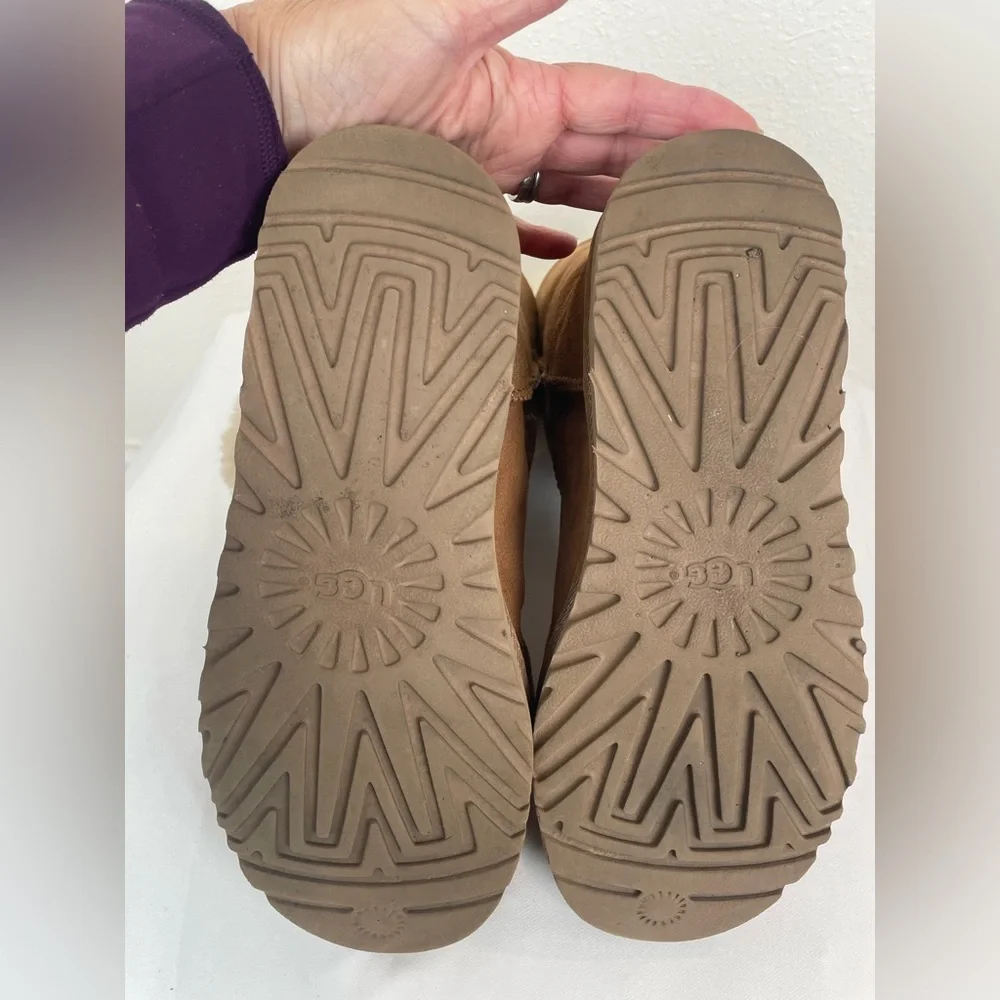 UGG Azalea Chestnut Charm Boots size 7